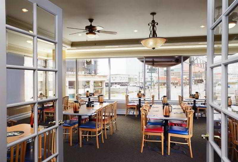 Wyndham Grand Fallsview Hotel Niagarawatervallen Buitenkant foto